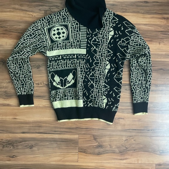 Cute, avant-grade vintage sweater - Picture 2 of 3